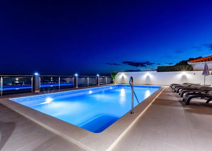 Lejlighed With Sea View I Jesenice (Split-Dalmatia)