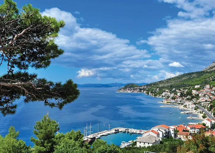 With Sea View I Jesenice (Split-Dalmatia)